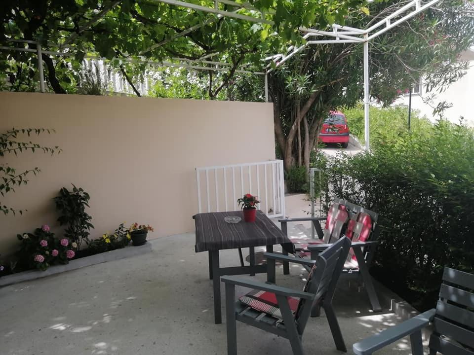 סבטי סטפן Apartments Dunja מראה חיצוני תמונה