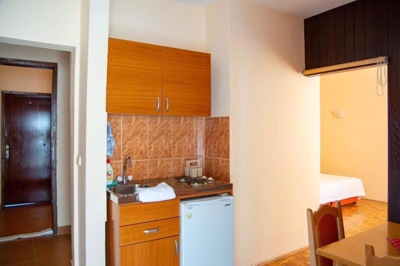 סבטי סטפן Apartments Dunja מראה חיצוני תמונה