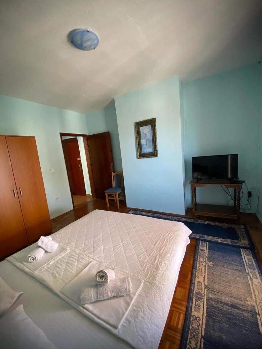 סבטי סטפן Apartments Dunja מראה חיצוני תמונה
