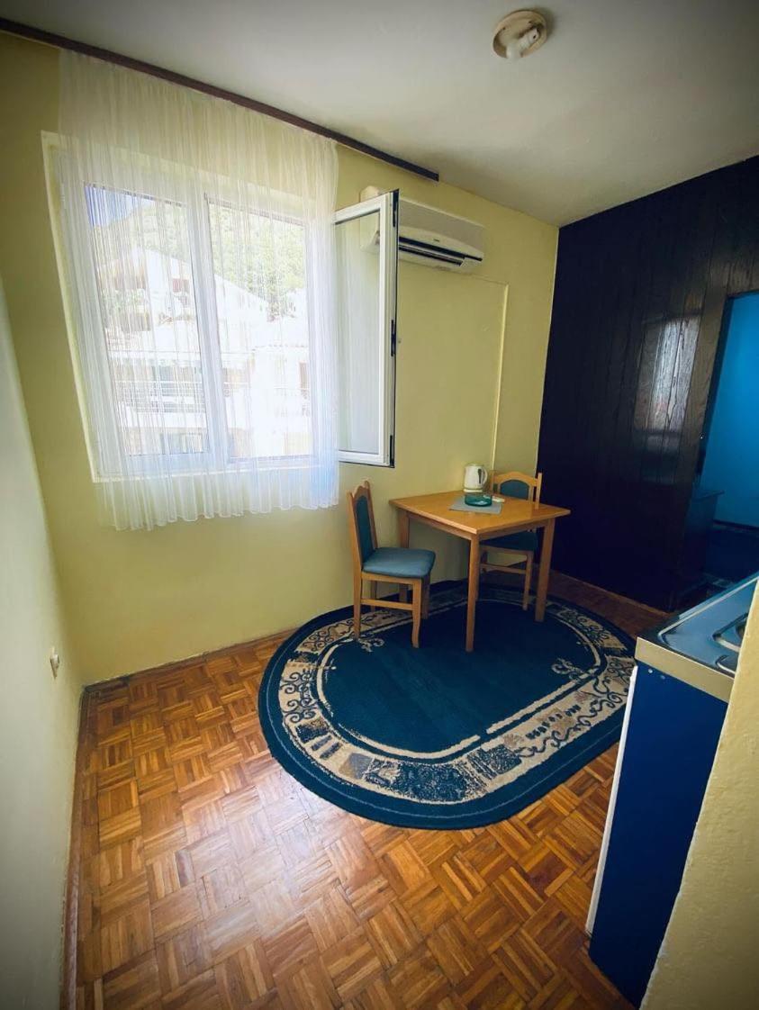 סבטי סטפן Apartments Dunja מראה חיצוני תמונה