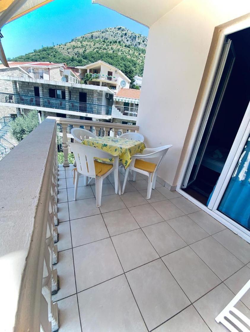 סבטי סטפן Apartments Dunja מראה חיצוני תמונה