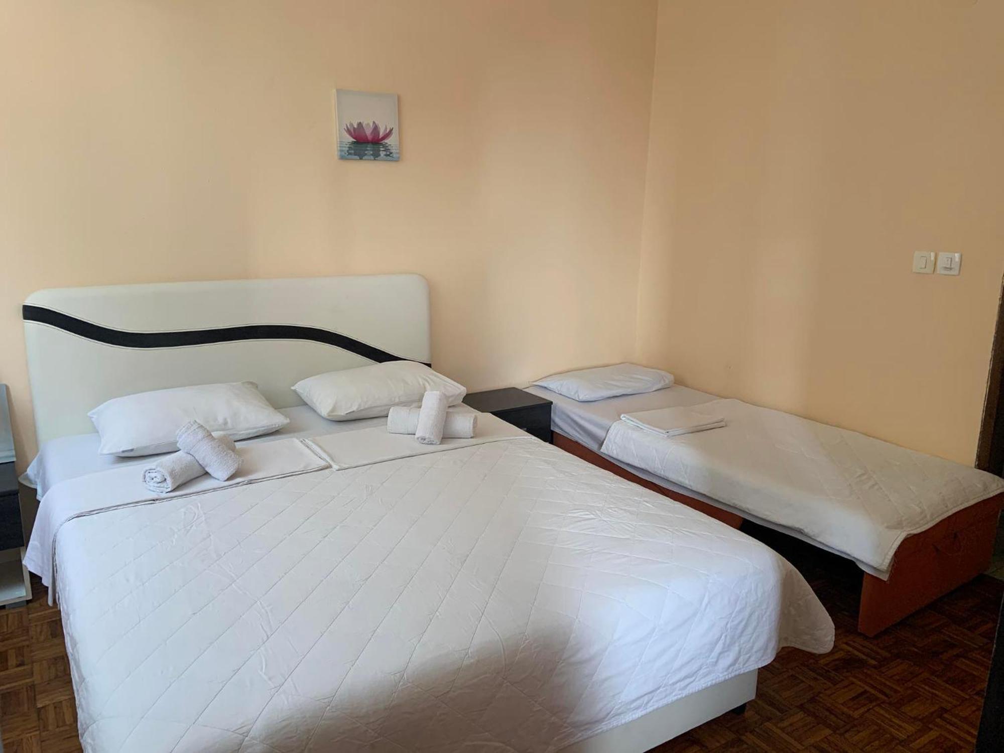 סבטי סטפן Apartments Dunja מראה חיצוני תמונה